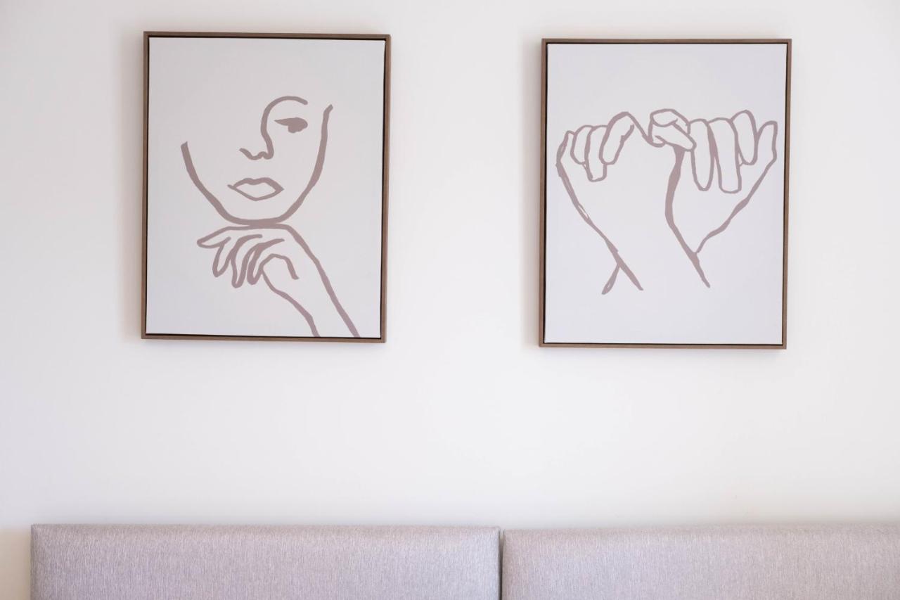 Beautiful And Comfortable Home Away From Home With Free Parking, Fast Wifi And White Crisp Hotel Standard Linen Hosted By Our Home Short Stays Northampton Eksteriør billede